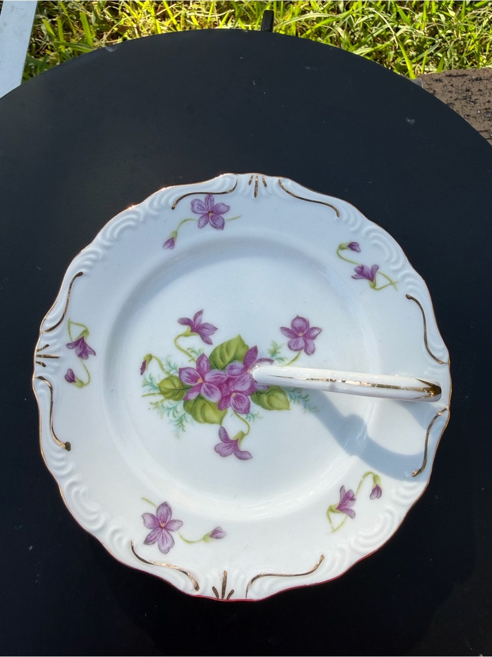 Vintage ROSSETTI Chicago "Spring Violets" 5.75" Finger Loop LEMON PLATE